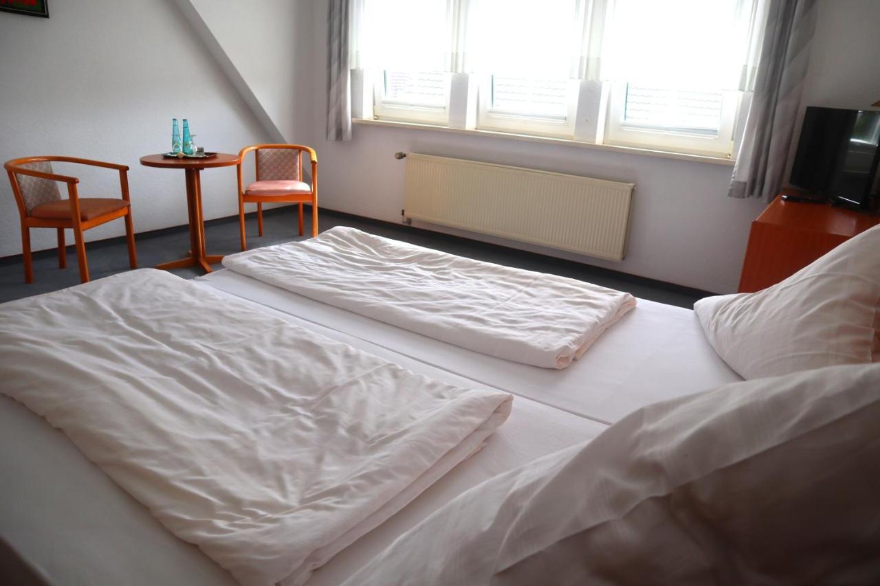 Pension Zur Harburg Hotel Uslar Ngoại thất bức ảnh