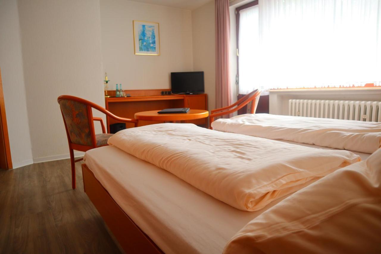 Pension Zur Harburg Hotel Uslar Ngoại thất bức ảnh