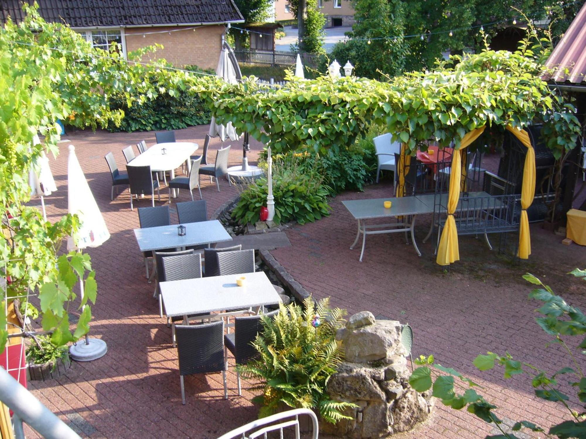 Pension Zur Harburg Hotel Uslar Ngoại thất bức ảnh